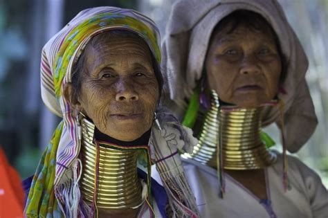 7 weird cultures around the world|18 Unusual Customs Around the World That Will Surprise You.